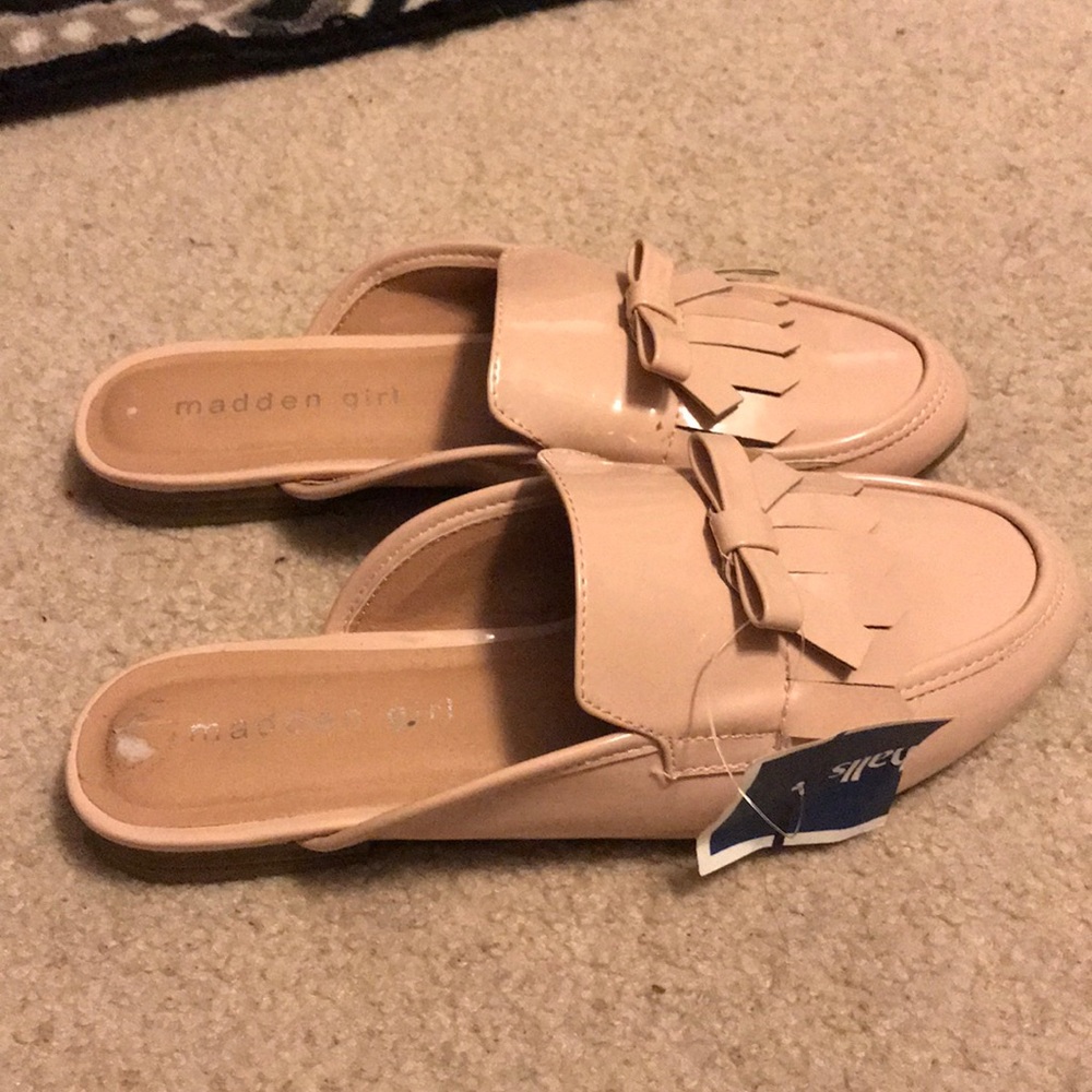 Blush mules